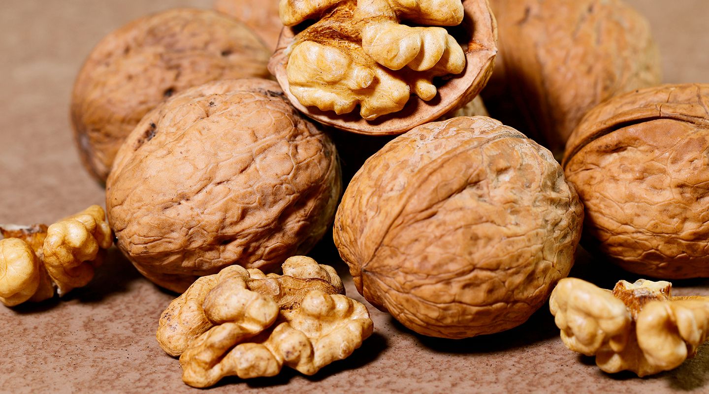 Calorie di una Noce Quante Noci Mangiare al Giorno? Foodoteka